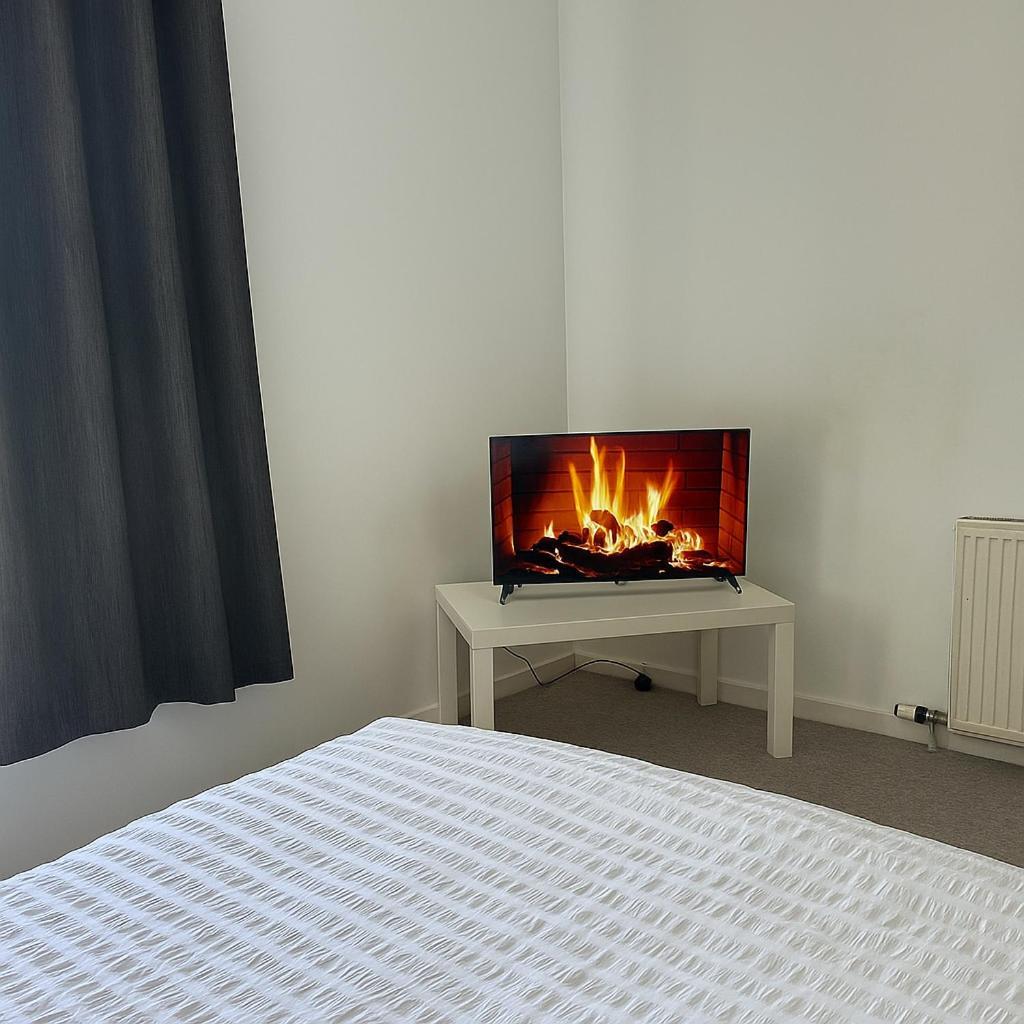 Cozy 2br Flat Near Centre Free Parking Fast Wifi Edinburgh